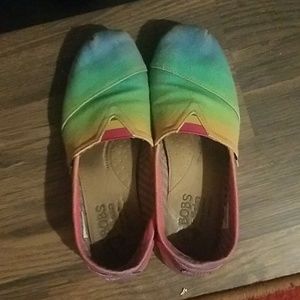 Bob's tie die slip ons